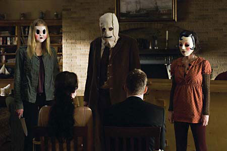 Strangers-mask by Horror News